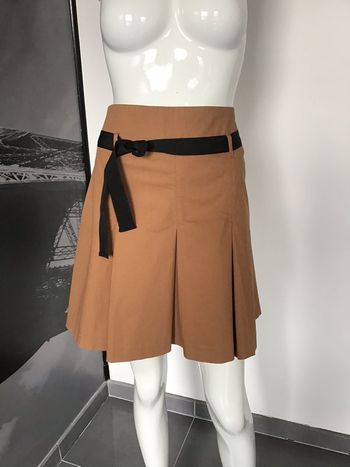 Jupe camel à plis creux