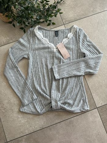 Haut pull avec dentelle broderie