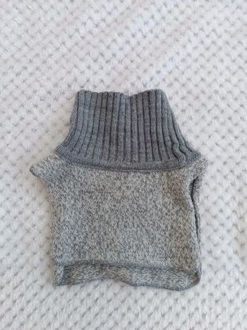 Tour de Cou Bébé – Gris, Pratique & Confortable