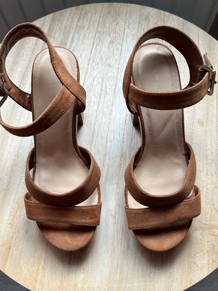 Sandales à talons - photo numéro 2