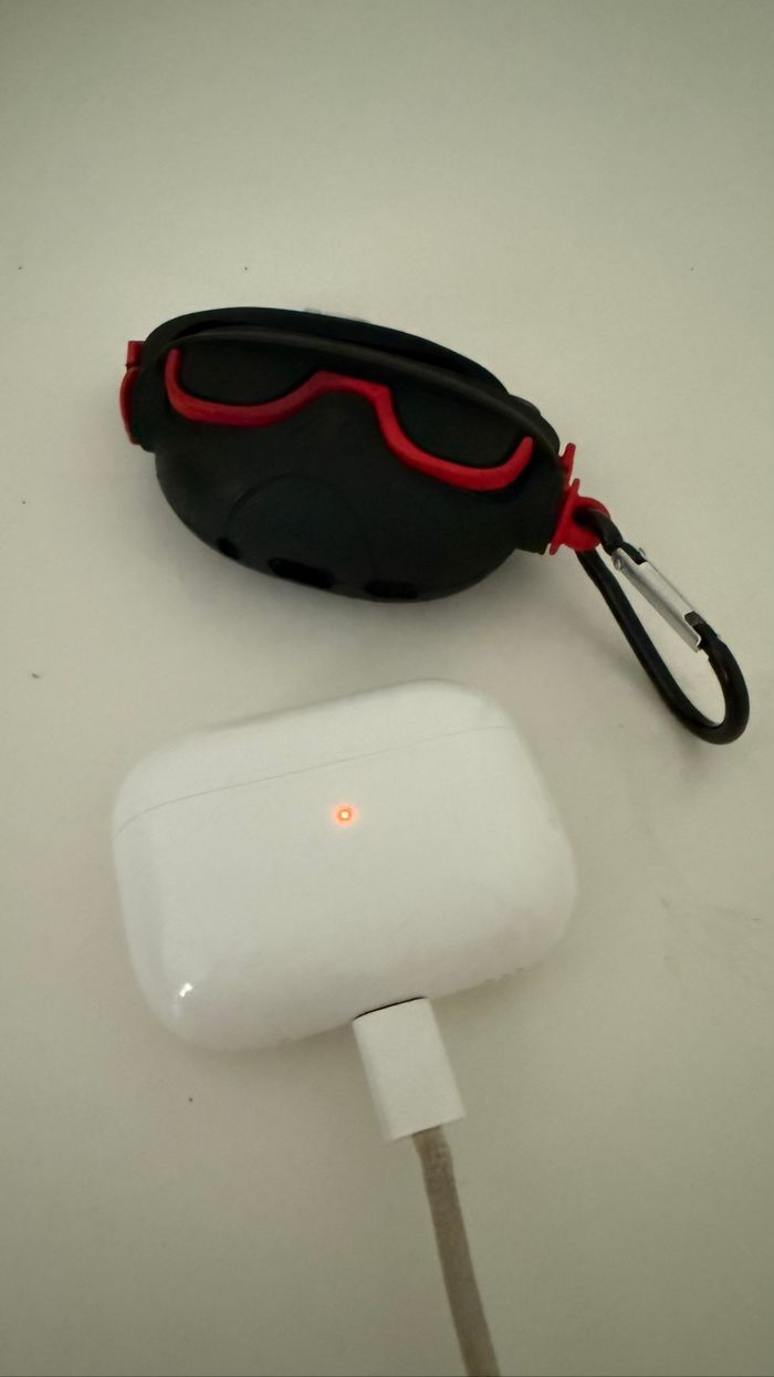 Boîtier AirPods Pro 2 original Apple - photo numéro 2