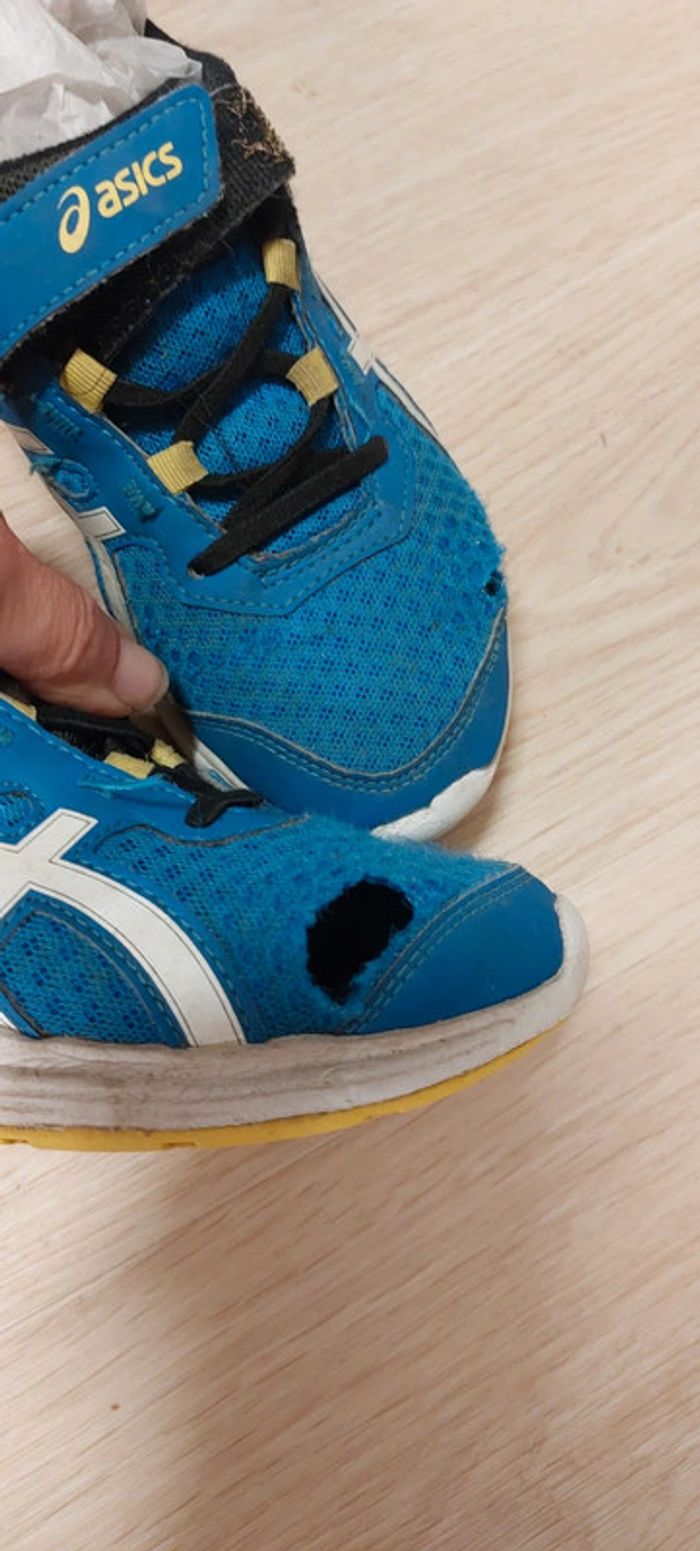 Asics 33,5 enfant - photo numéro 2