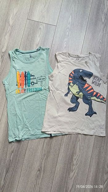 T shirt sans manches