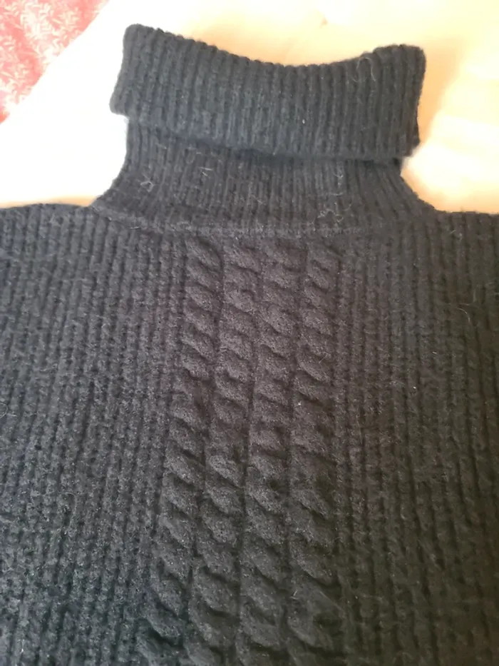 Pull sans manches,  col roulé