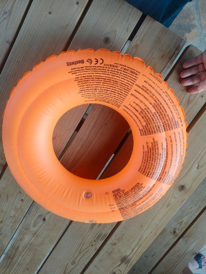 Bouée nemo orange - photo numéro 2