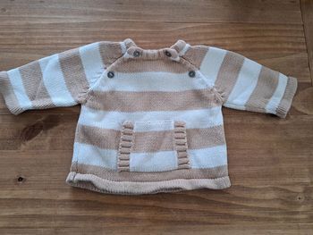 Pull beige et blanc