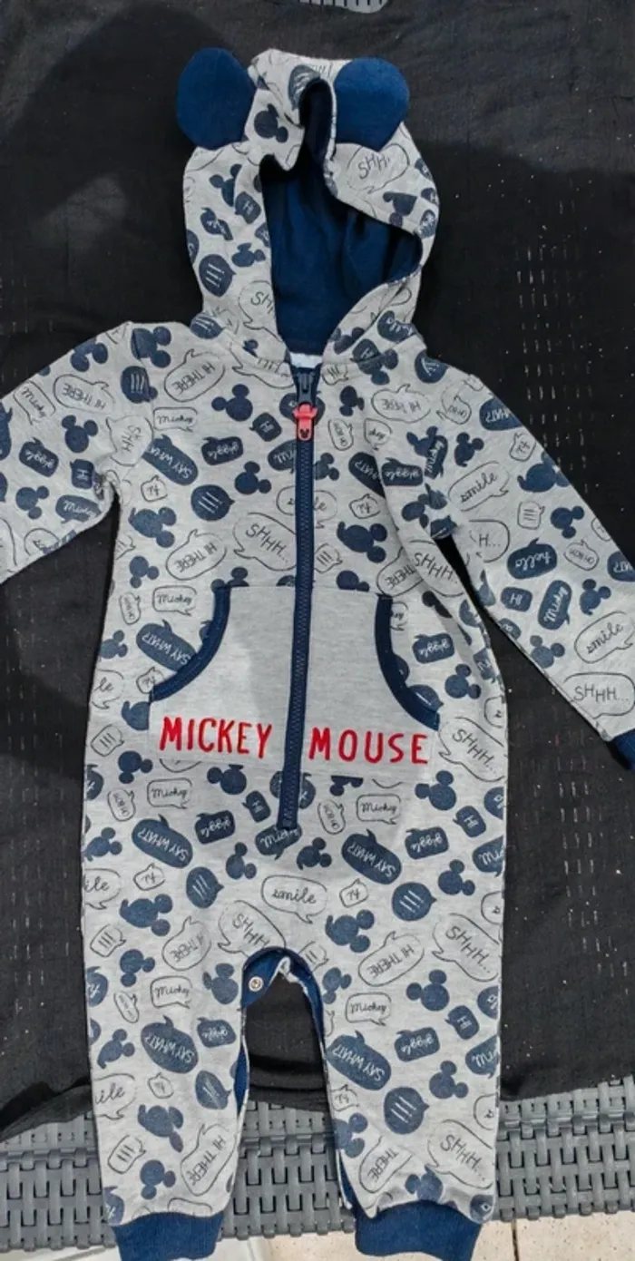Combinaison Mickey Mouse à capuche garçon 12-18 mois