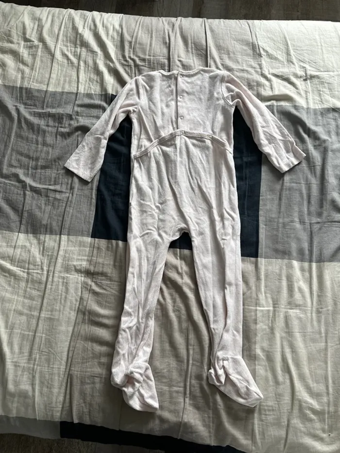 Pyjama velours 36 mois - photo numéro 3