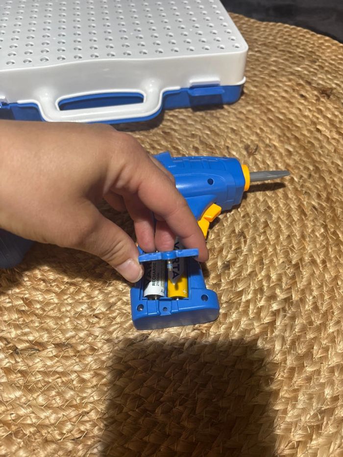 Jeu de construction avec outils - photo numéro 5