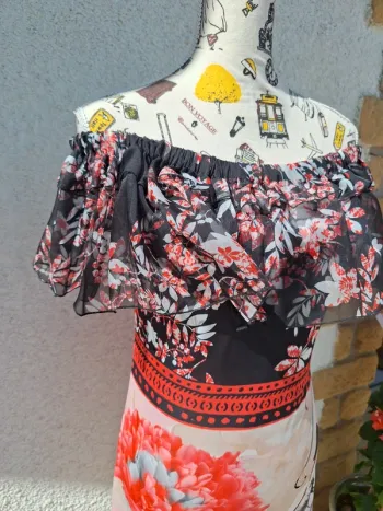 Robe épaules tombantes