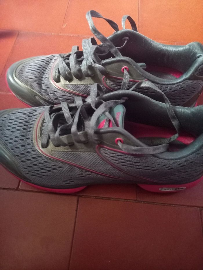Basket Reebok 37 - photo numéro 2