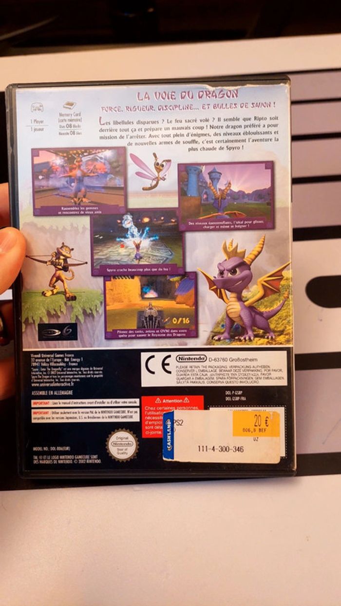 Spyro enter the dragonfly gamecube complet francais - photo numéro 10