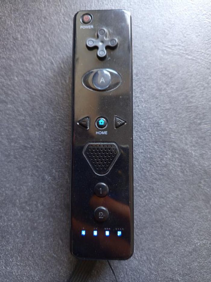 Nintendo - Wii - Wiimote (non officielle) - photo numéro 5