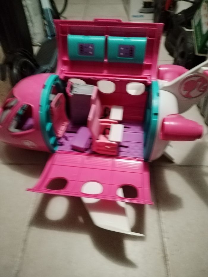 Avion barbie