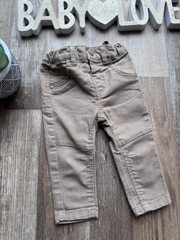 - Pantalon Kiabi       - 6 mois - Très bon état
