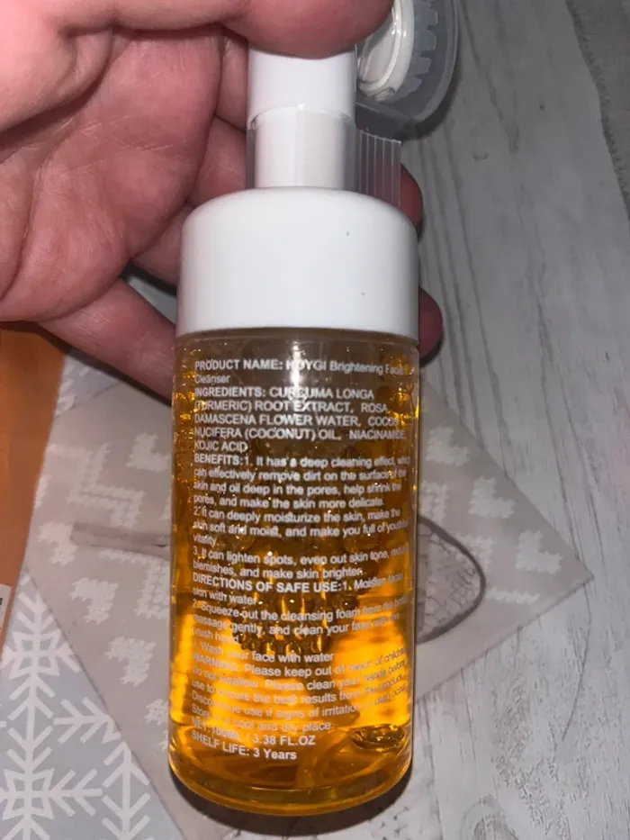 Mousse exfoliante visage - photo numéro 4