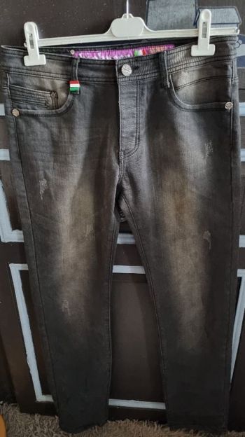 Jeans effet délavé taille 34 (44fr)