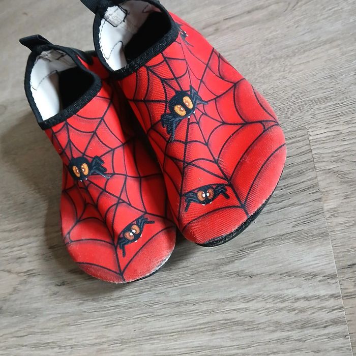 Chaussons aquatique 30 - photo numéro 2