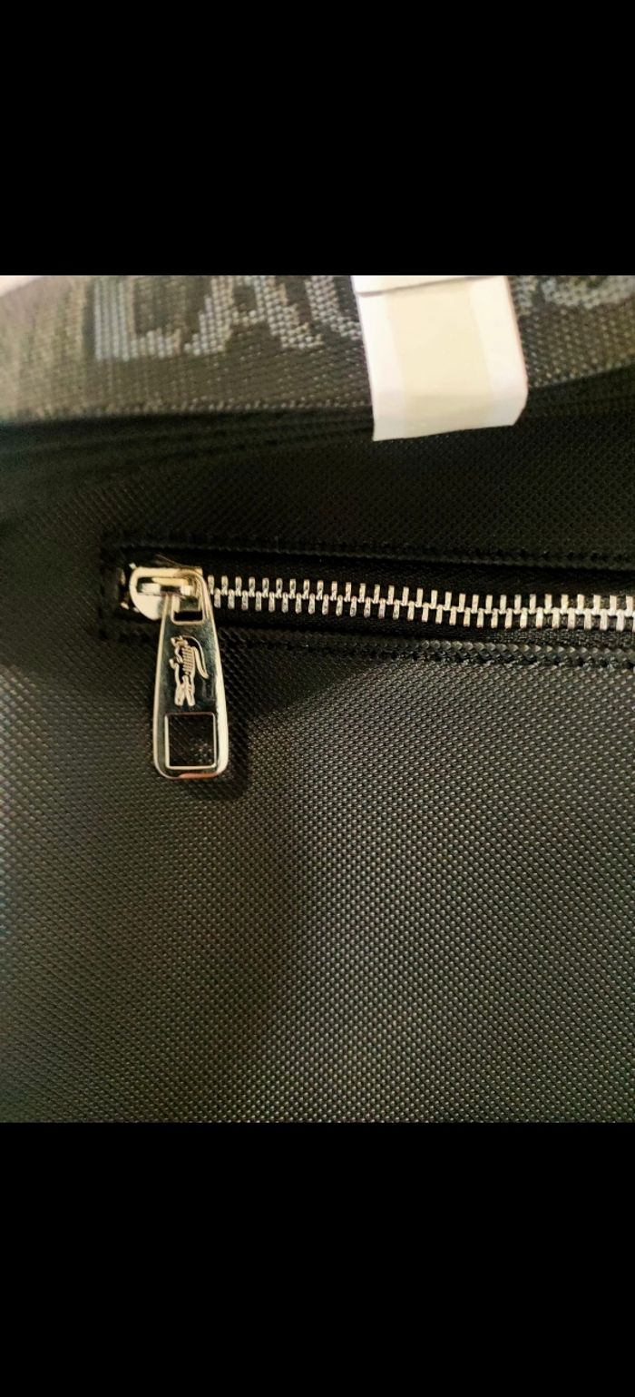 Sac Lacoste - photo numéro 2