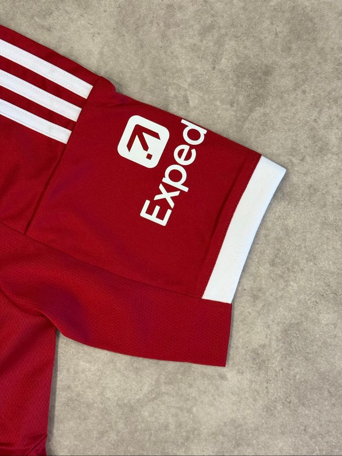 Maillot Liverpool FC - photo numéro 4