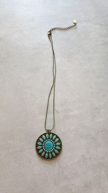 Collier fantaisie