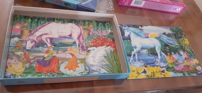 Lotde 3 boîtes de puzzles soit 5 puzzles au total - photo numéro 3