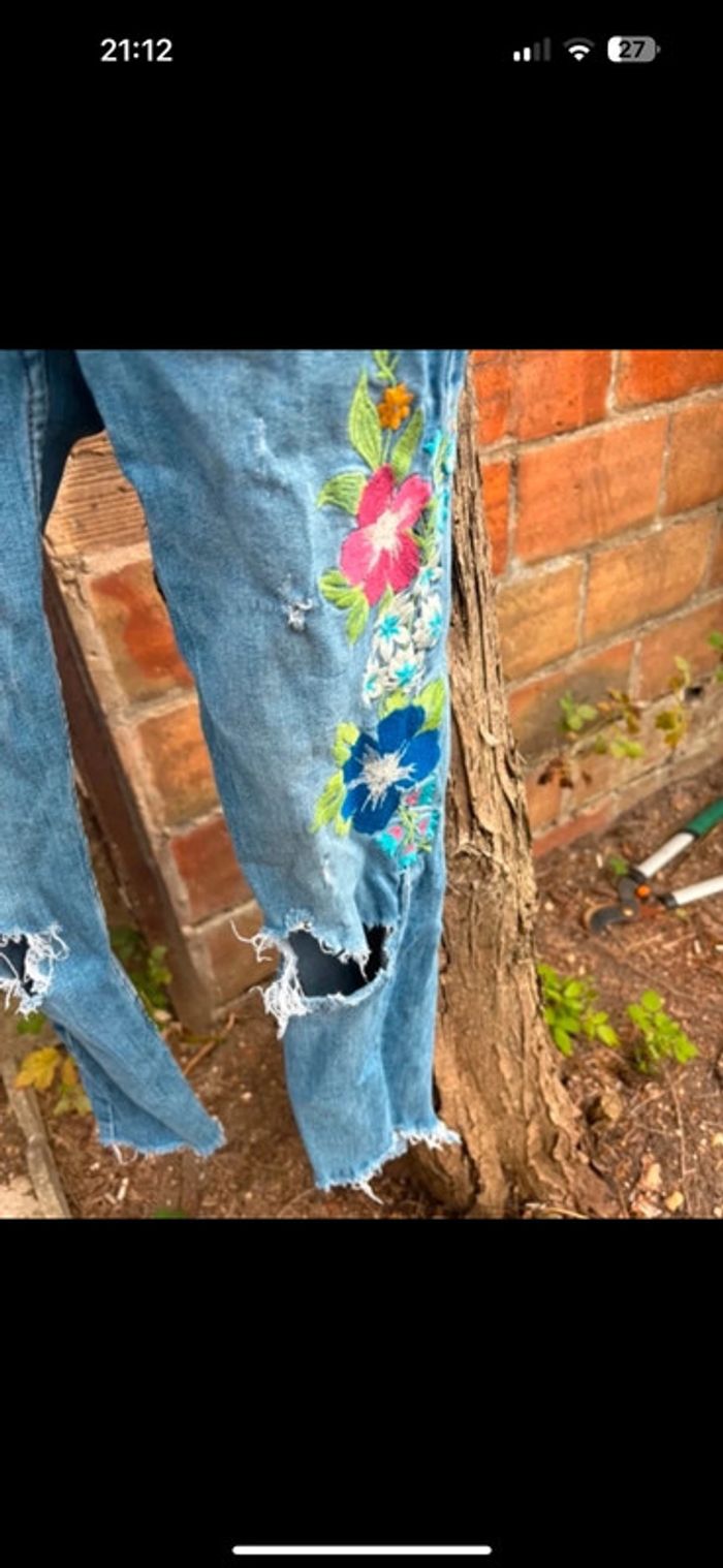 Jeans Zara skinny trouée - photo numéro 4