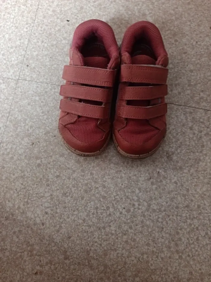 Chaussures pointure 26 - photo numéro 2