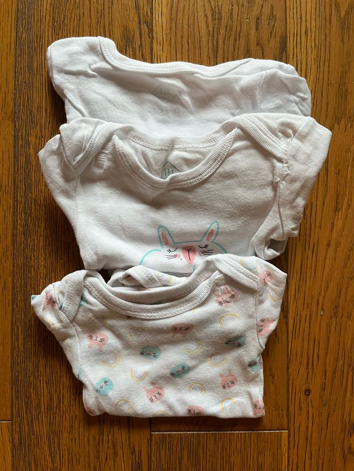 Lot de 3 body de la marque Tex