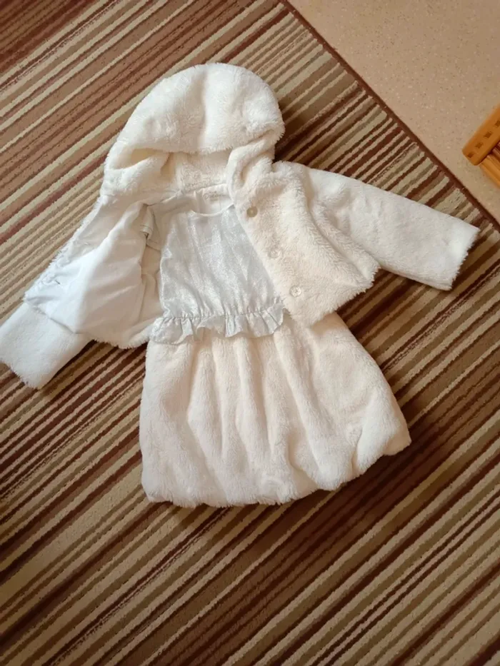 Ensemble robe de cérémonie 5/6 ans - photo numéro 5