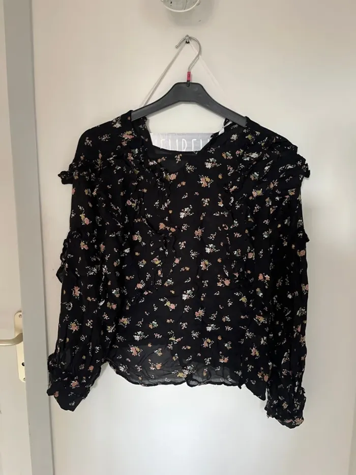 Blouse fleurie - photo numéro 2