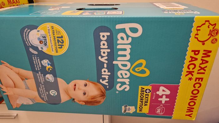 Couches pampers taille 4+ - photo numéro 3