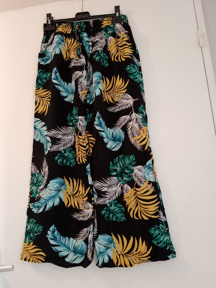Pantalon fluide florale S/M - photo numéro 2