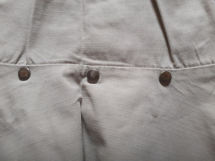 Jupe beige avec attache sur le côté - photo numéro 4