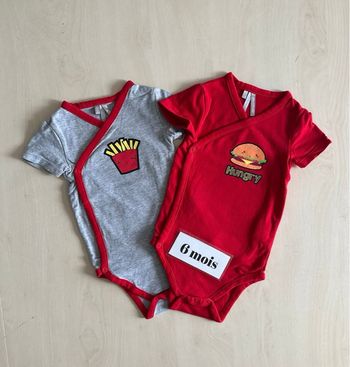 Lot de 2 bodies - bébé garçon - orchestra - taille 6 mois 