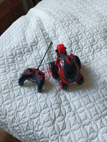 Voiture télécommandée