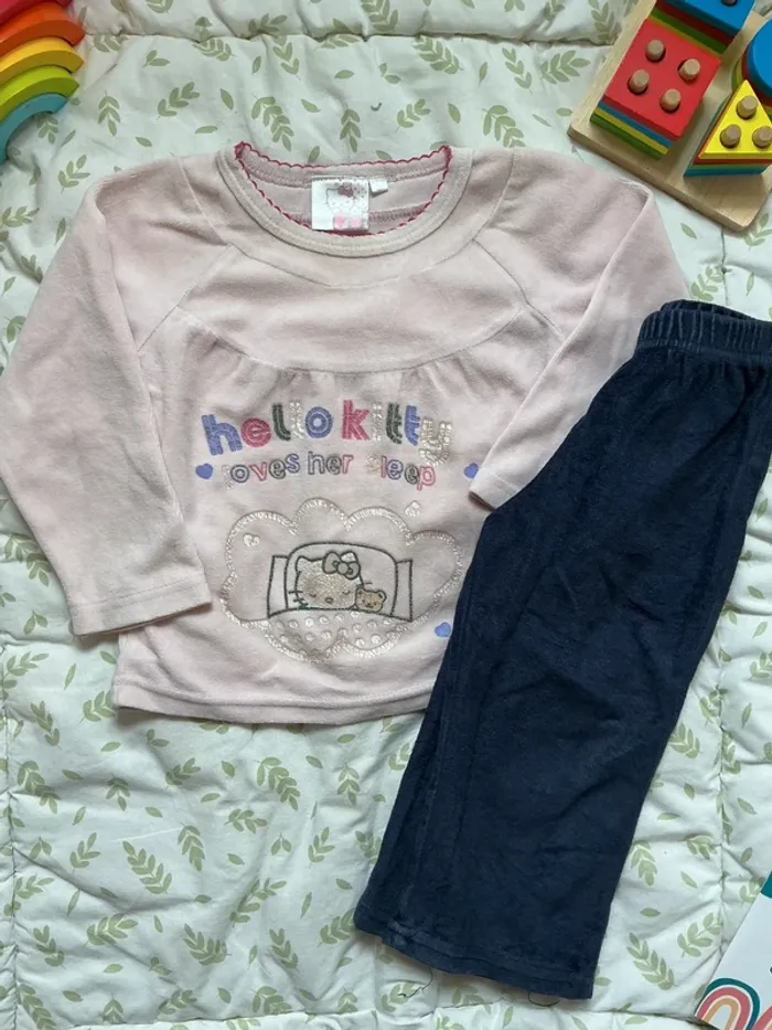 pyjama 2 pièces en velours rose et marine hello kitty 2 ans - photo numéro 3