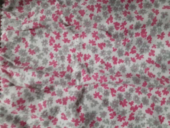 Ensemble robe blanche fleuri gris et rose avec boléro blanc - photo numéro 4