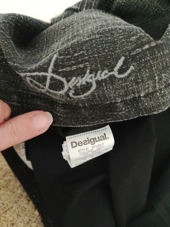 Robe Desigual taille 38 - photo numéro 14