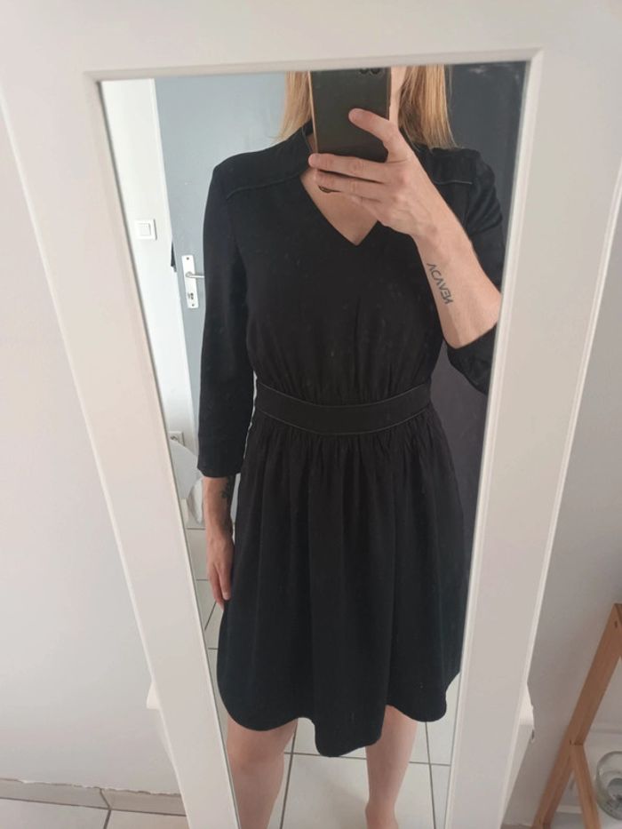 Robe noir manche longue camaieu