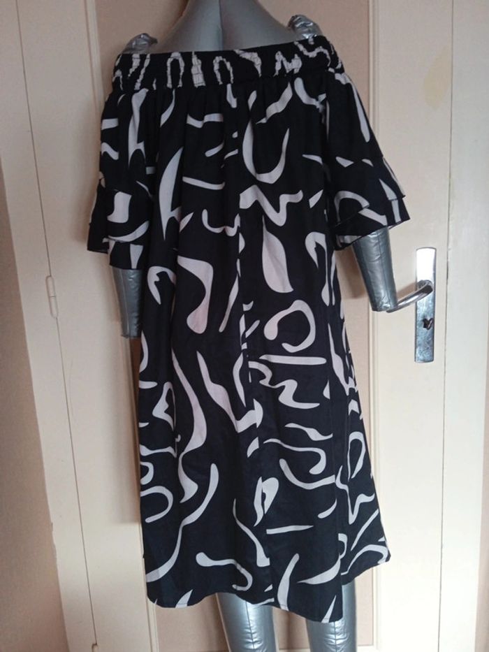 Robe été grande taille. marque shein. (A14) - photo numéro 2