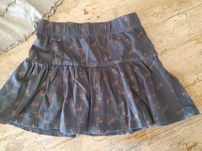 Lot de 2 jupes été fille 4 ans - photo numéro 2