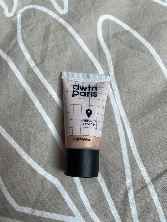 highlighter dwtn paris