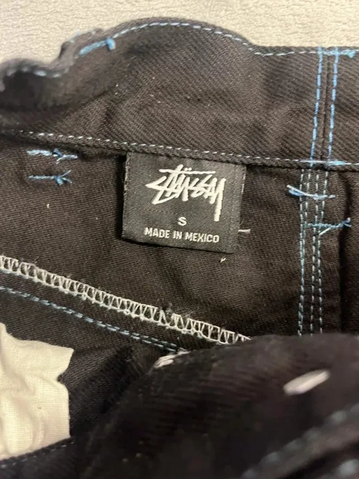 Short/Jort Stussy Black Embroidered Blue Lagoon Big Logo Back – Taille S - photo numéro 7