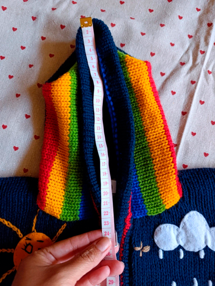 🌈 Handmade embroidered baby hoodie – 1 year old 🌞🚗 - photo numéro 5