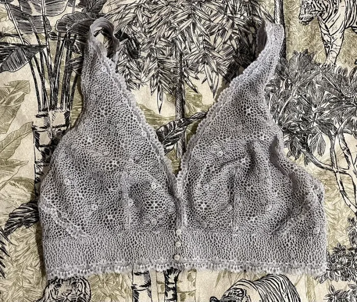 Soutien-gorge en dentelle lavande Kiabi – 85C