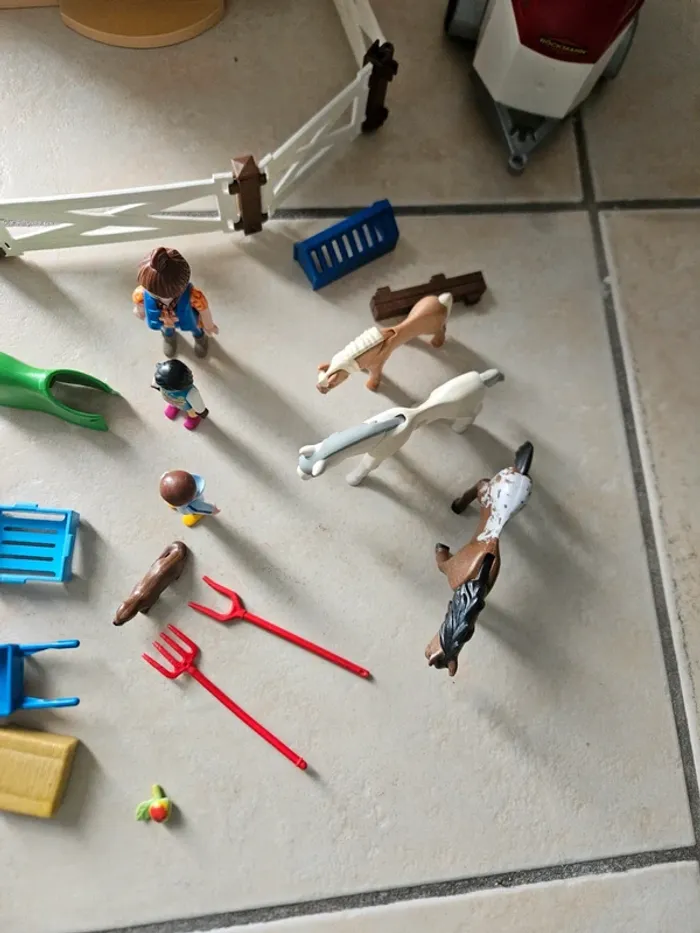 Poney Club + van Playmobil - photo numéro 4