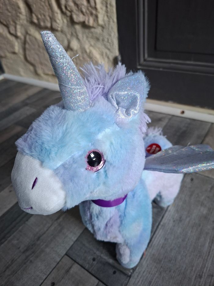 Peluche licorne qui marche - photo numéro 2