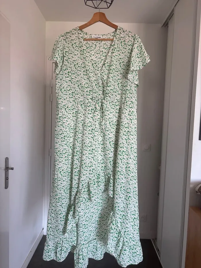 Robe vert estival en très bon état
