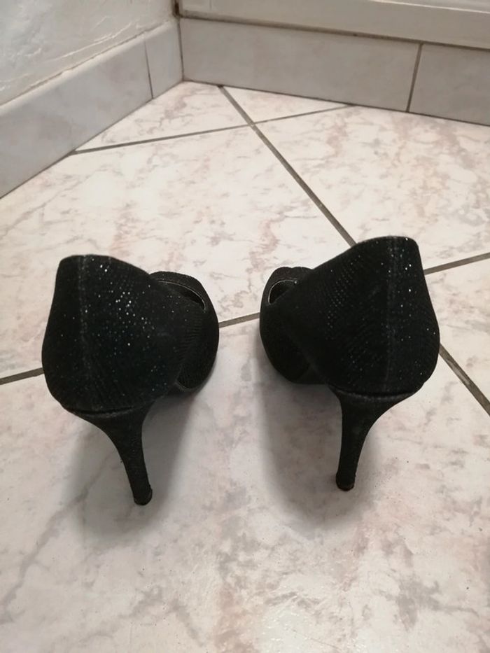 Chaussures à talons - photo numéro 3